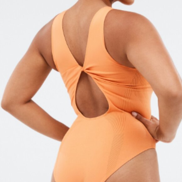 NWT🧡 Yara SculptKnit Twist Back Bodysuit - Picture 1 of 5